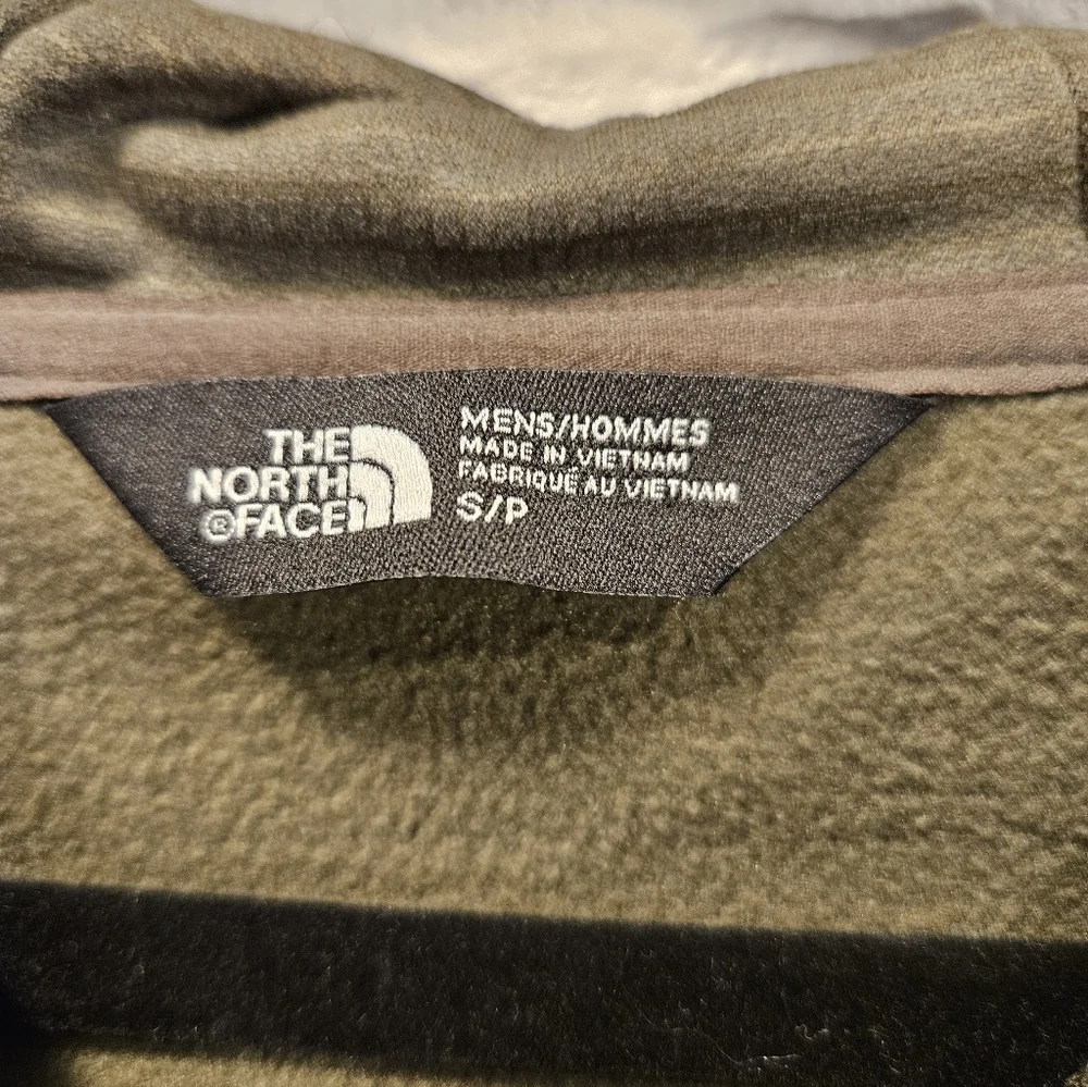 The North Face Train N Logo Zip Up Jacket Camo Men Size Small